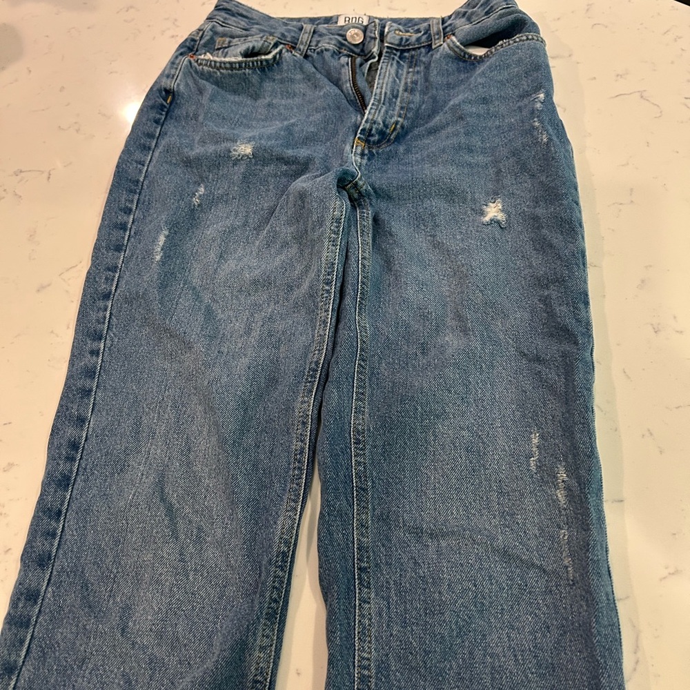 BDG urban outfitters woman’s size 26  moms high rise Light Blue High-Rise Jeans